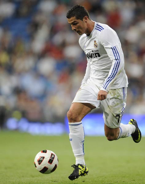 国王主帅谈蒙克交易流言：希望他能履行完合同，但我说了不算（国王主帅回应蒙克交易传闻：希望他履行合同留队，但最终决定不由我）