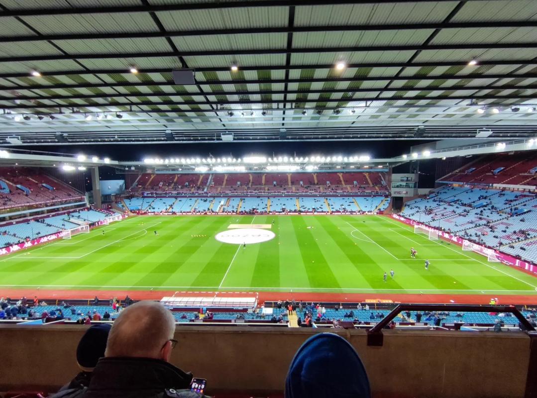 遭费城人释出的青柳晃洋重返日职 传将加盟新东家养乐多｜日职